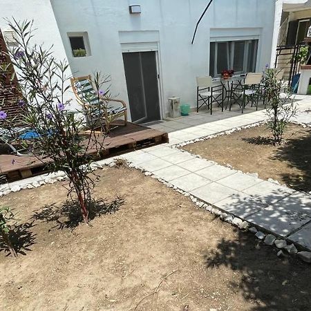 Comfy Myrvalis Apartment Агия Триас Екстериор снимка