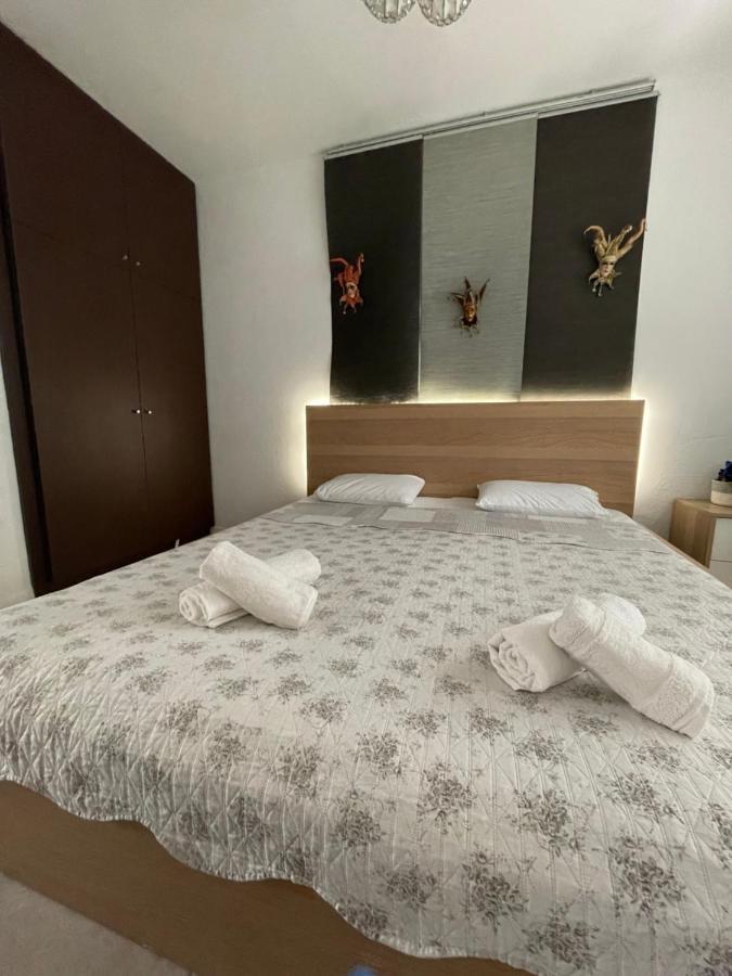 Comfy Myrvalis Apartment Агия Триас Екстериор снимка