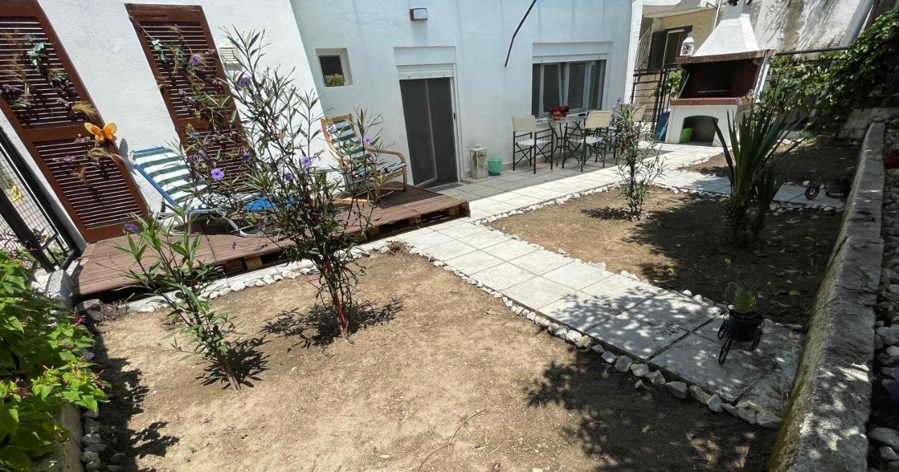 Comfy Myrvalis Apartment Агия Триас Екстериор снимка