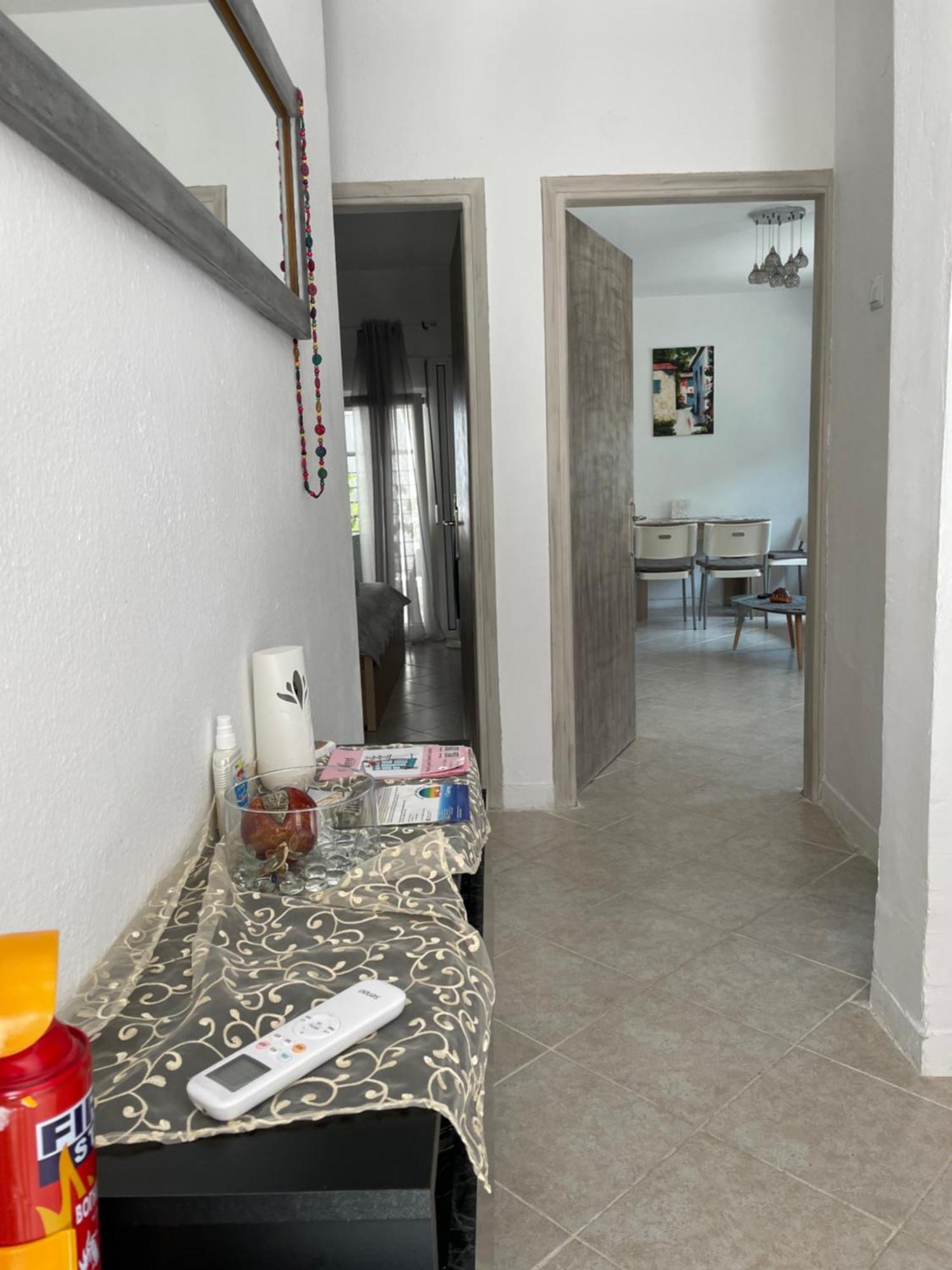 Comfy Myrvalis Apartment Агия Триас Екстериор снимка
